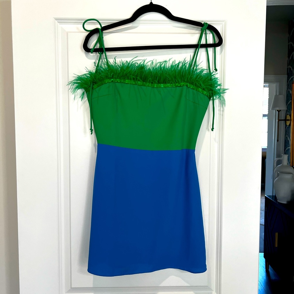 Color Block Dress 🥂